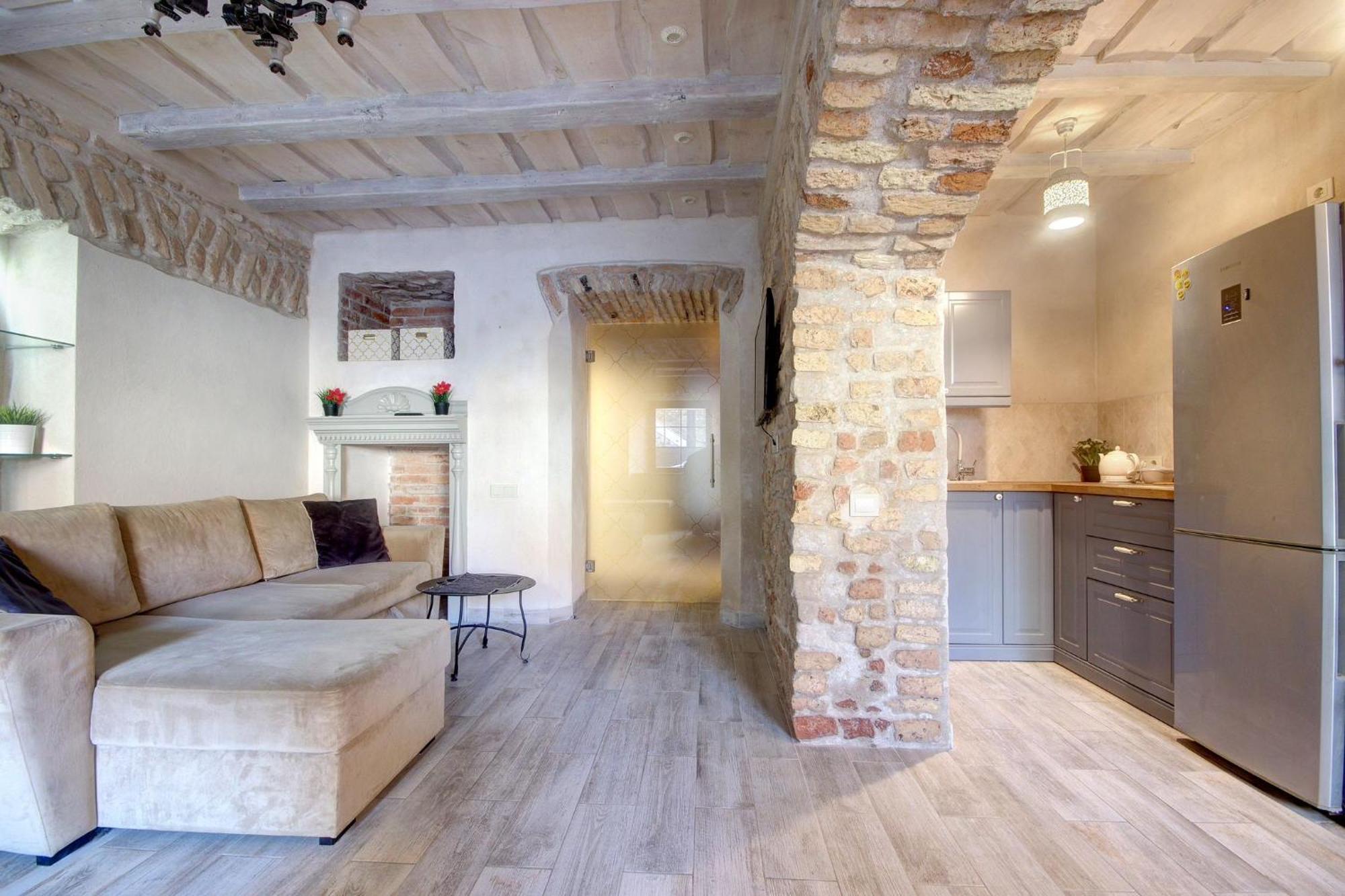 Historical Apartments X Free Parking Self Check In 24X7 By H&H VNO Exterior foto